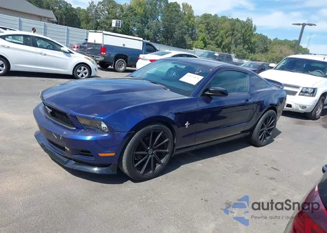 2010 Ford Mustang V6 z USA, uszkodzony, nr VIN 1ZVBP8AN7A5176025